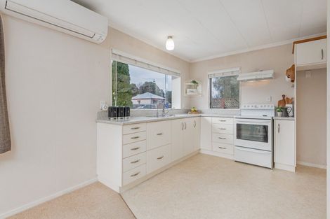 Photo of property in 4 Colombo Street, Hokowhitu, Palmerston North, 4410