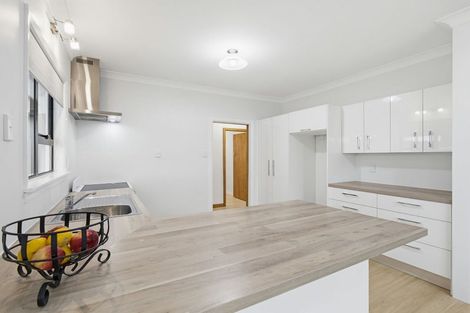 Photo of property in 36 Nottingham Avenue, Awapuni, Palmerston North, 4412