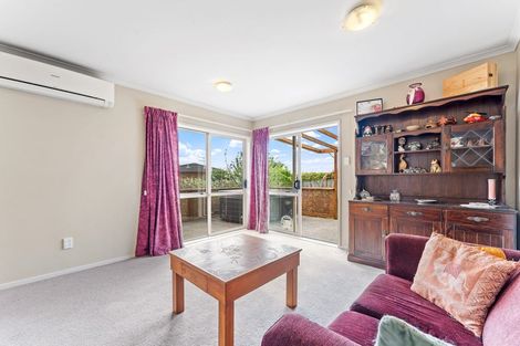Photo of property in 2 Totara Views Drive, Red Beach, 0932