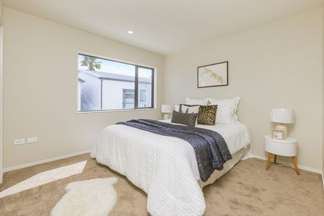 Photo of property in 8/43 Clevedon Road, Papakura, 2110