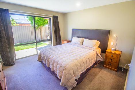 Photo of property in 54 Inniscort Street, Cromwell, 9310