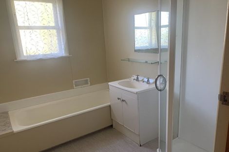 Photo of property in 60 Pukepapa Road, Marton, 4710