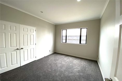 Photo of property in 439 Old Te Atatu Road, Te Atatu Peninsula, Auckland, 0610