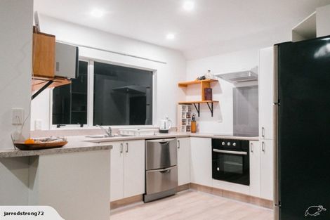 Photo of property in 33u9 Hiropi Street, Newtown, Wellington, 6021