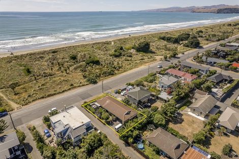 Photo of property in 486 Marine Parade, South New Brighton, Christchurch, 8062
