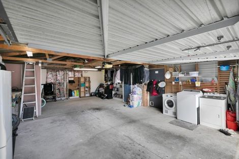 Photo of property in 622 East Coast Road, Pinehill, Auckland, 0630