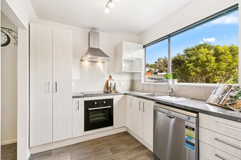 Photo of property in 15b Caesars Place, Churton Park, Wellington, 6037