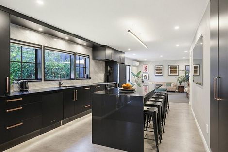 Photo of property in 11 Ramphal Terrace, Khandallah, Wellington, 6035