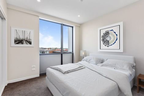 Photo of property in 8a Onekiritea Road, Hobsonville, Auckland, 0616