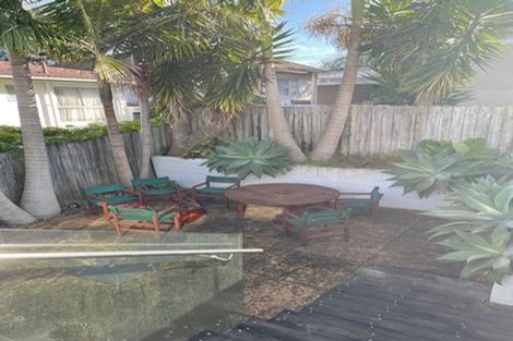 Photo of property in 1/4 Richards Avenue, Forrest Hill, Auckland, 0620