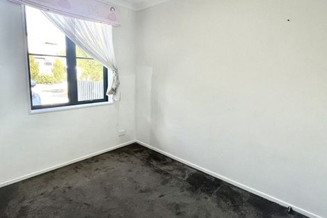 Photo of property in 20 Bellbird Street, Papakura, 2110