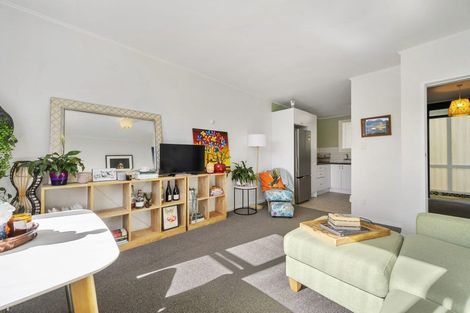 Photo of property in 18u3 Agra Crescent, Khandallah, Wellington, 6035