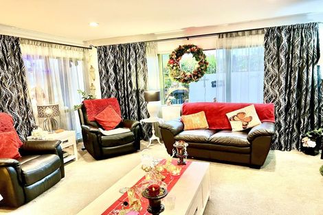 Photo of property in 1/3 Pelican Lane, Unsworth Heights, Auckland, 0632