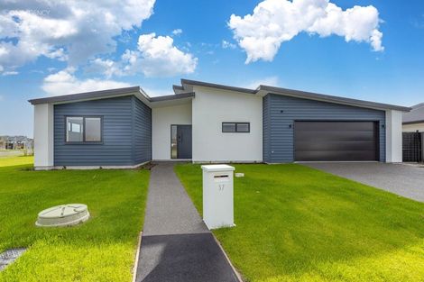 Photo of property in 37 Tuhoe Avenue, Kaiapoi, 7630