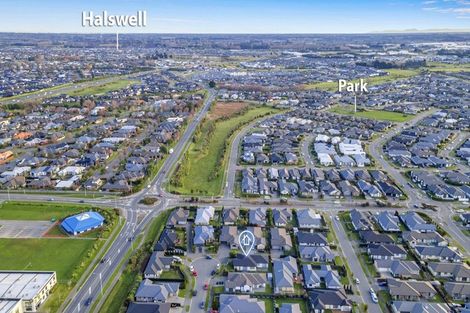 Photo of property in 10 Bofors Close, Wigram, Christchurch, 8042