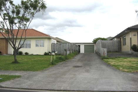 Photo of property in 8a Margarita Rise, Pukekohe, 2120