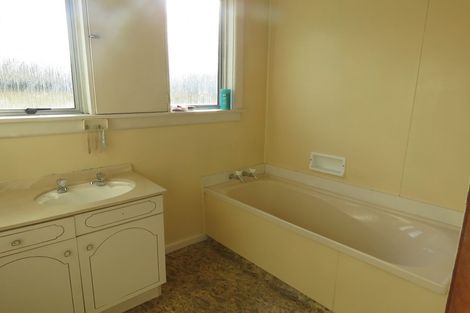 Photo of property in 74-76 Main Street, Reefton, 7830