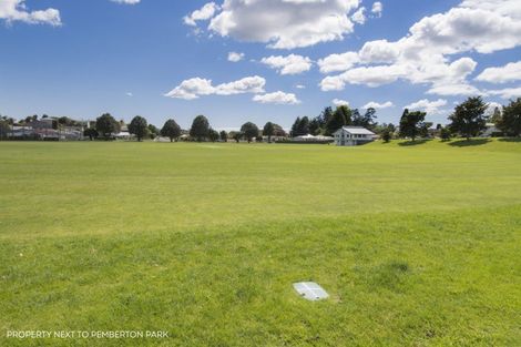 Photo of property in 14 Pemberton Crescent, Greerton, Tauranga, 3112