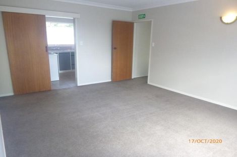 Photo of property in 1b/2 Divich Avenue, Te Atatu South, Auckland, 0610