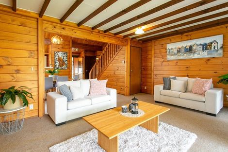 Photo of property in 27a Hamilton Road, Cambridge, 3434