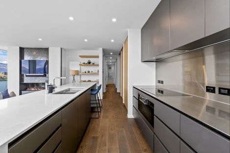 Photo of property in 1 Highlands Close, Queenstown, 9300