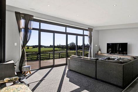Photo of property in 178 Rugby Road, Tariki, Inglewood, 4388
