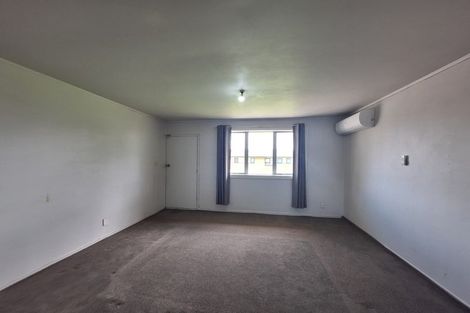 Photo of property in 4/90 Kenderdine Road, Papatoetoe, Auckland, 2025