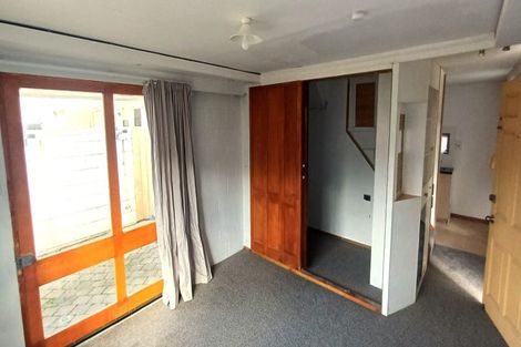 Photo of property in 3/118-122 Randwick Road, Moera, Lower Hutt, 5010
