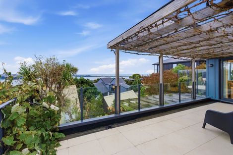 Photo of property in 39 Santa Maria Avenue, Mount Pleasant, Christchurch, 8081