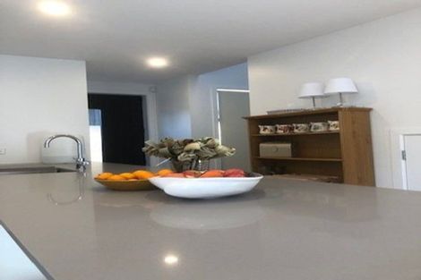 Photo of property in 1/27 Main Road, Wainuiomata, Lower Hutt, 5014