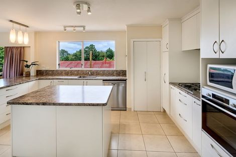 Photo of property in 14 Ardal Grove, Tirohanga, Lower Hutt, 5010