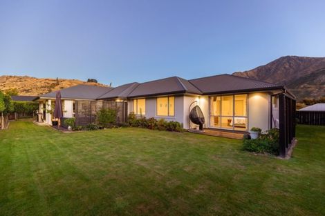 Photo of property in 50 Erskine Street, Lake Hayes, Queenstown, 9304