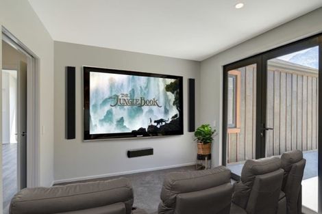 Photo of property in 16 Kinross Lane, Jacks Point, Queenstown, 9371