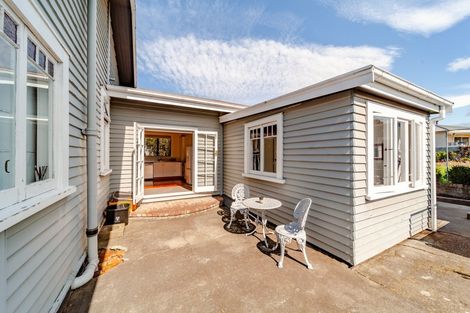 Photo of property in 14 Tavistock Road, Waipukurau, 4200