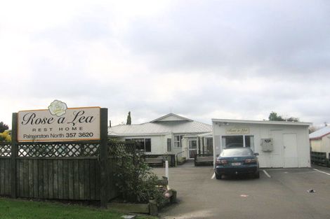 Photo of property in 61 Botanical Road, Takaro, Palmerston North, 4412