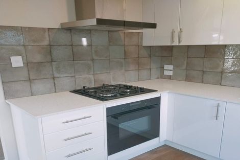 Photo of property in 69 Stewart Drive, Newlands, Wellington, 6037