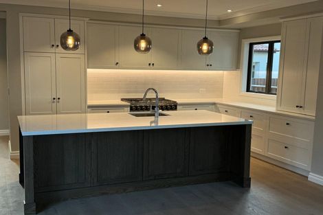 Photo of property in 5 Brianna Place, Karaka, 2113