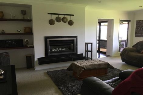 Photo of property in 7a Faber Place, Inglewood, 4330