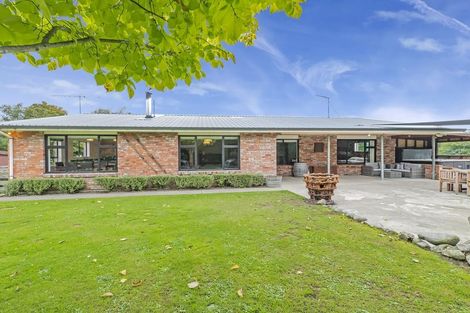 Photo of property in 1 Everett Street, Coalgate, 7673