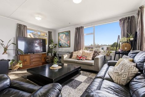 Photo of property in 77 Marshall Avenue, Richmond Heights, Taupo, 3330