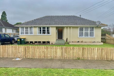 Photo of property in 8 Maire Street, Otaki, 5512