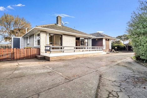 Photo of property in 17 Masham Road, Broomfield, Christchurch, 8042