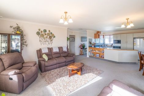 Photo of property in 20d Victoria Street, Hawera, 4610