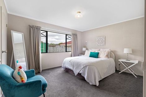 Photo of property in 37 Madison Avenue, Milson, Palmerston North, 4414