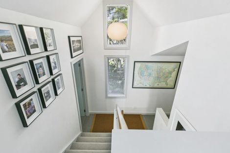 Photo of property in 12a Cavalry Close, Crofton Downs, Wellington, 6035