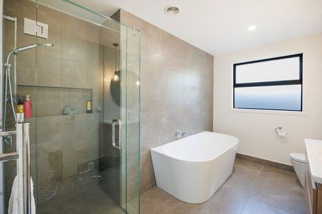 Photo of property in 23a Karina Terrace, Roslyn, Palmerston North, 4414