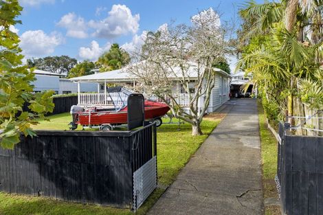Photo of property in 66 Beresford Street, Bayswater, Auckland, 0622