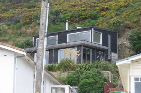 Photo of property in 236a The Esplanade, Island Bay, Wellington, 6023