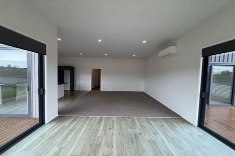 Photo of property in 115 Wairau Road, Oakura, 4314