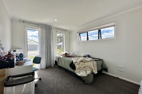 Photo of property in 29 Cynisca Crescent, Wallaceville, Upper Hutt, 5018